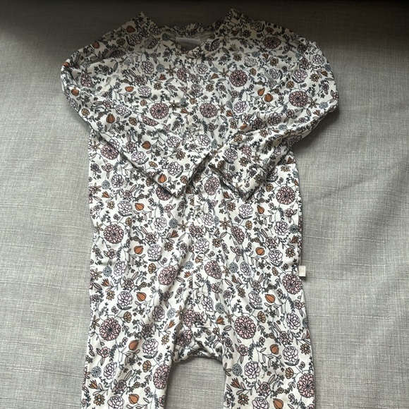 Jax & Lennon Floral Romper - Picture 3 of 4